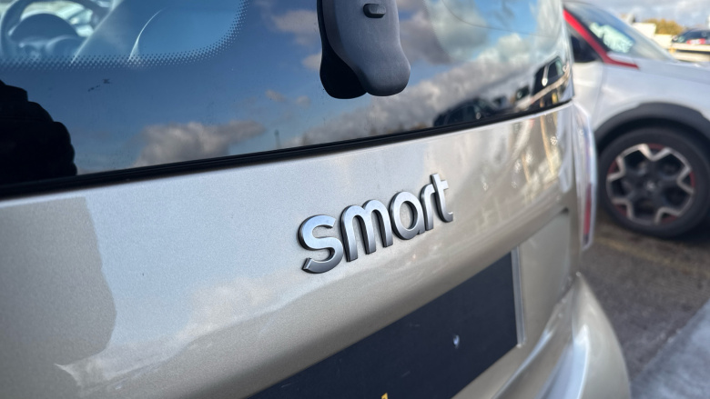 Smart EQ fortwo coupe 60kW EQ Prime Exclusive 17kWh 2dr Auto [22kWCh] Electric Coupe